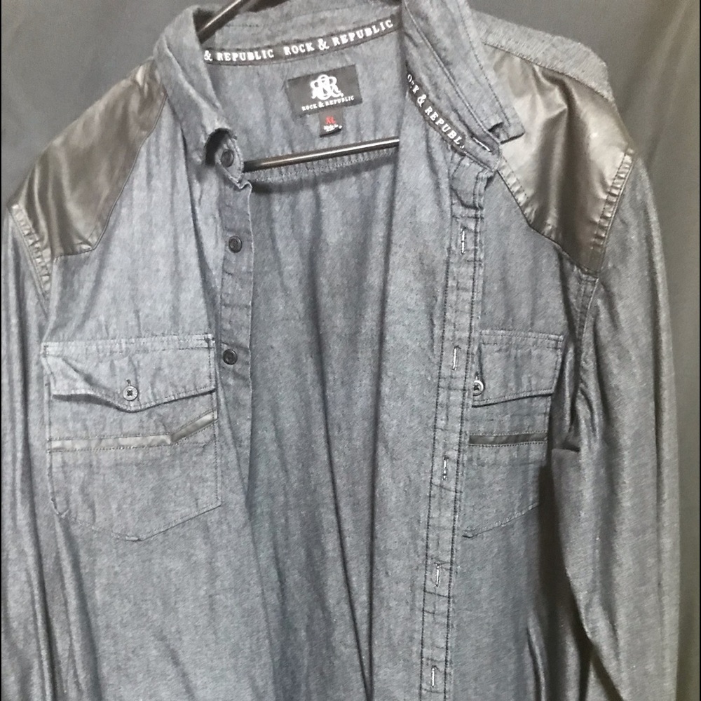 Rock n Republic Button Down